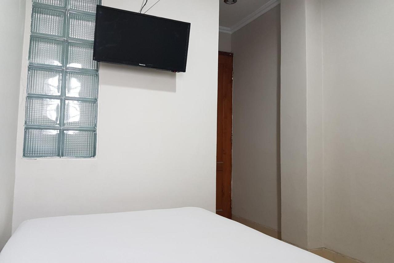Oyo 3819 Hotel Winotosastro Yogyakarta Bagian luar foto