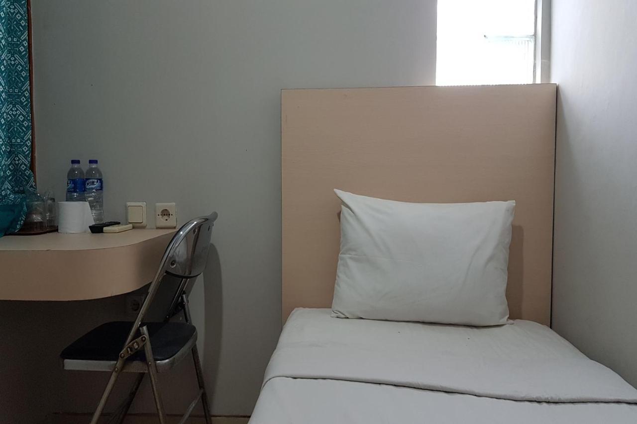 Oyo 3819 Hotel Winotosastro Yogyakarta Bagian luar foto