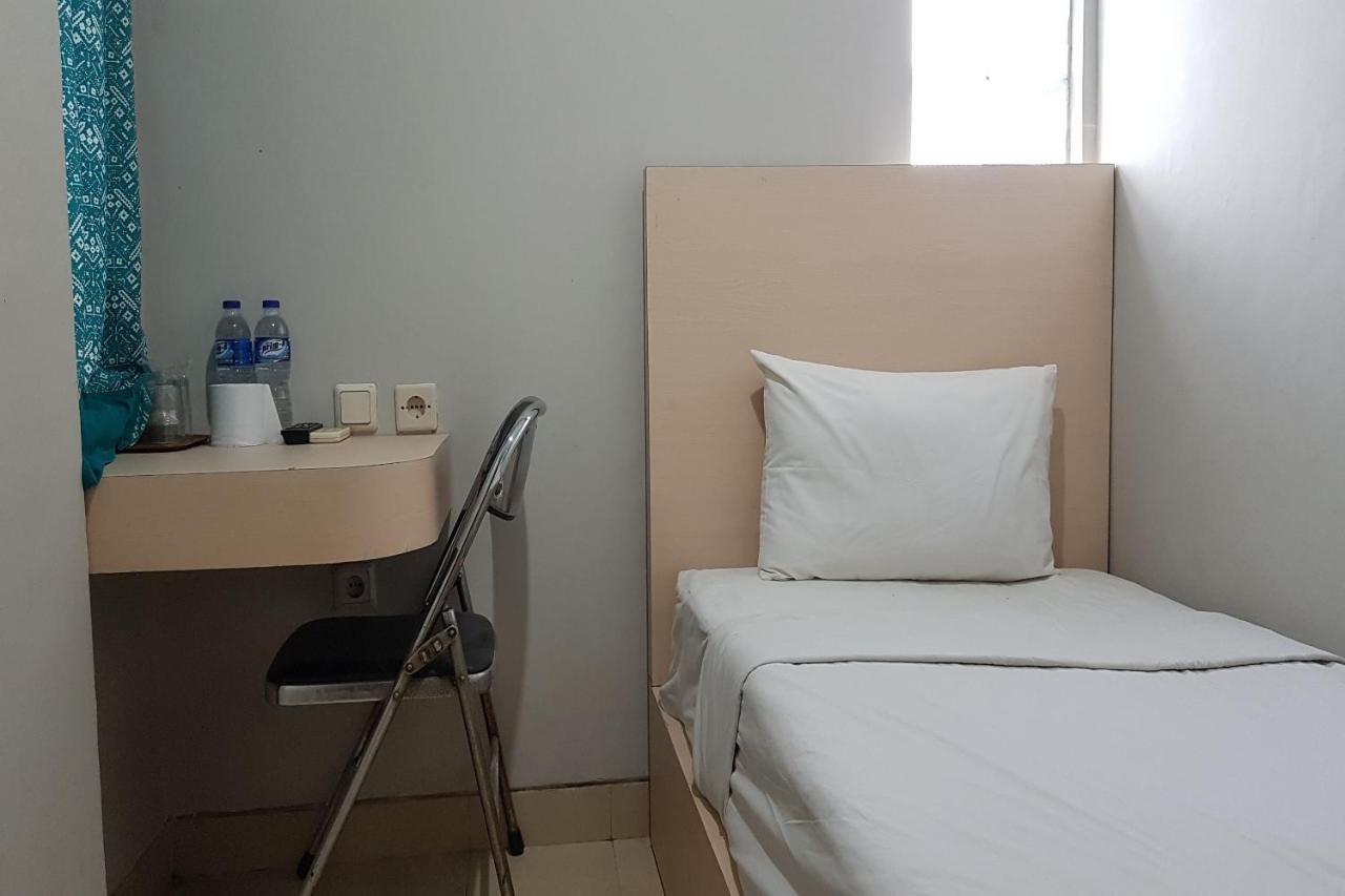 Oyo 3819 Hotel Winotosastro Yogyakarta Bagian luar foto